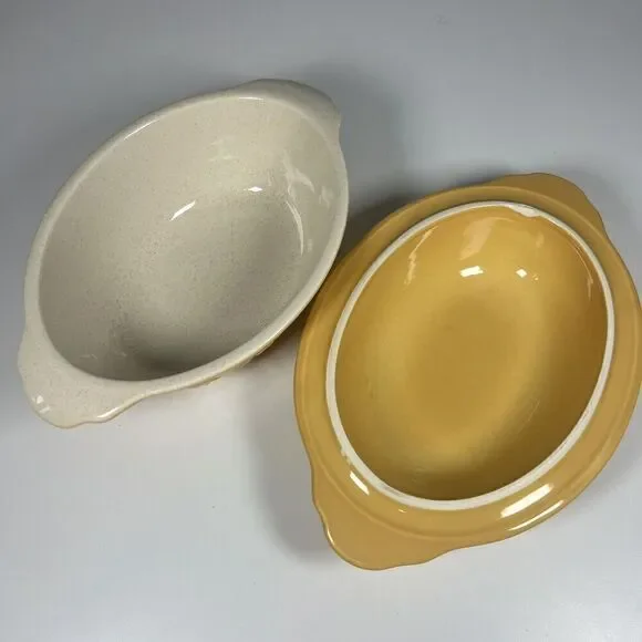 Pfaltzgraff WEIR IN YOUR KITCHEN Yellow Casserole Baking Dish With Lid - Picture 2 of 9